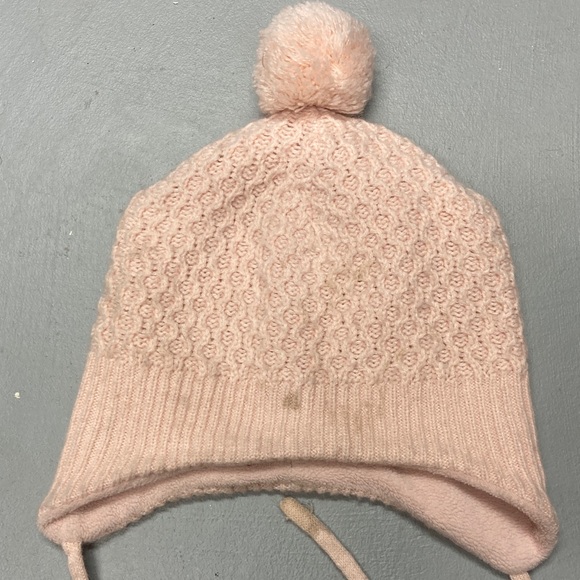 H&M 3/4T Cozy Pink Knit Pom-Pom Hat for Kids, dirty spots pictured- needs wash - Picture 2 of 4